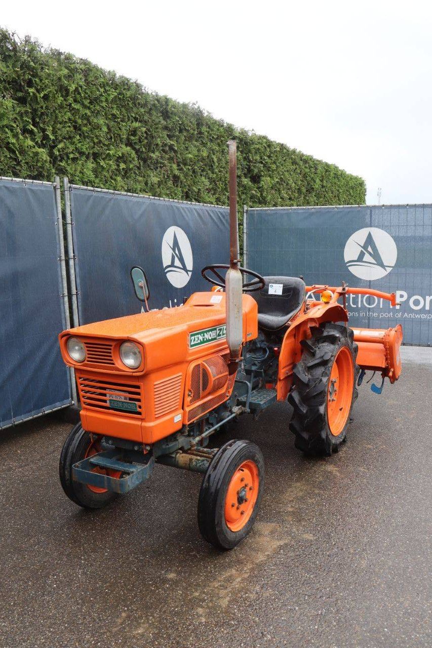 Kubota Zen-noh L1801 Diesel-Minitraktor, 18 PS, mit Fräse