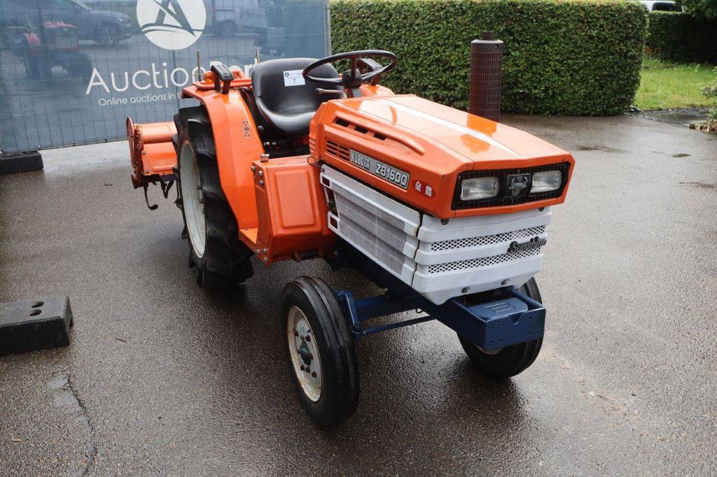 Kleintraktor Kubota ZB1600 Diesel 16 PS mit Grubber