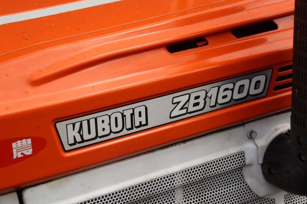Kleintraktor Kubota ZB1600 Diesel 16 PS mit Grubber