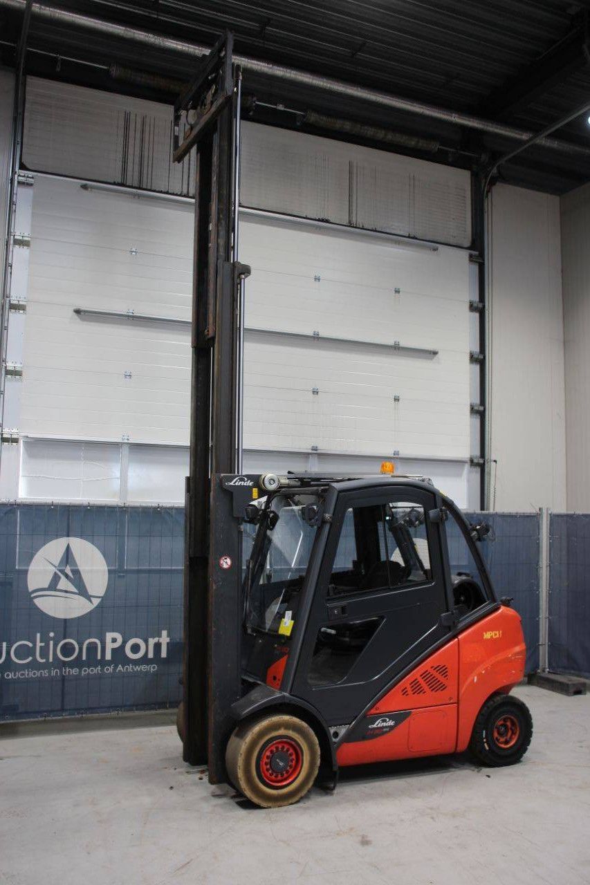 Heftruck Linde H30t-02 LPG 3000kg 2015