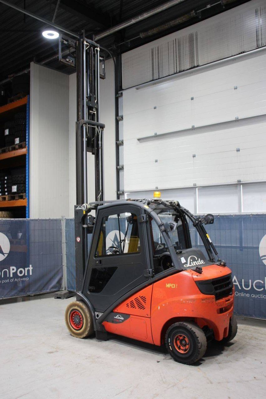 Heftruck Linde H30t-02 LPG 3000kg 2015