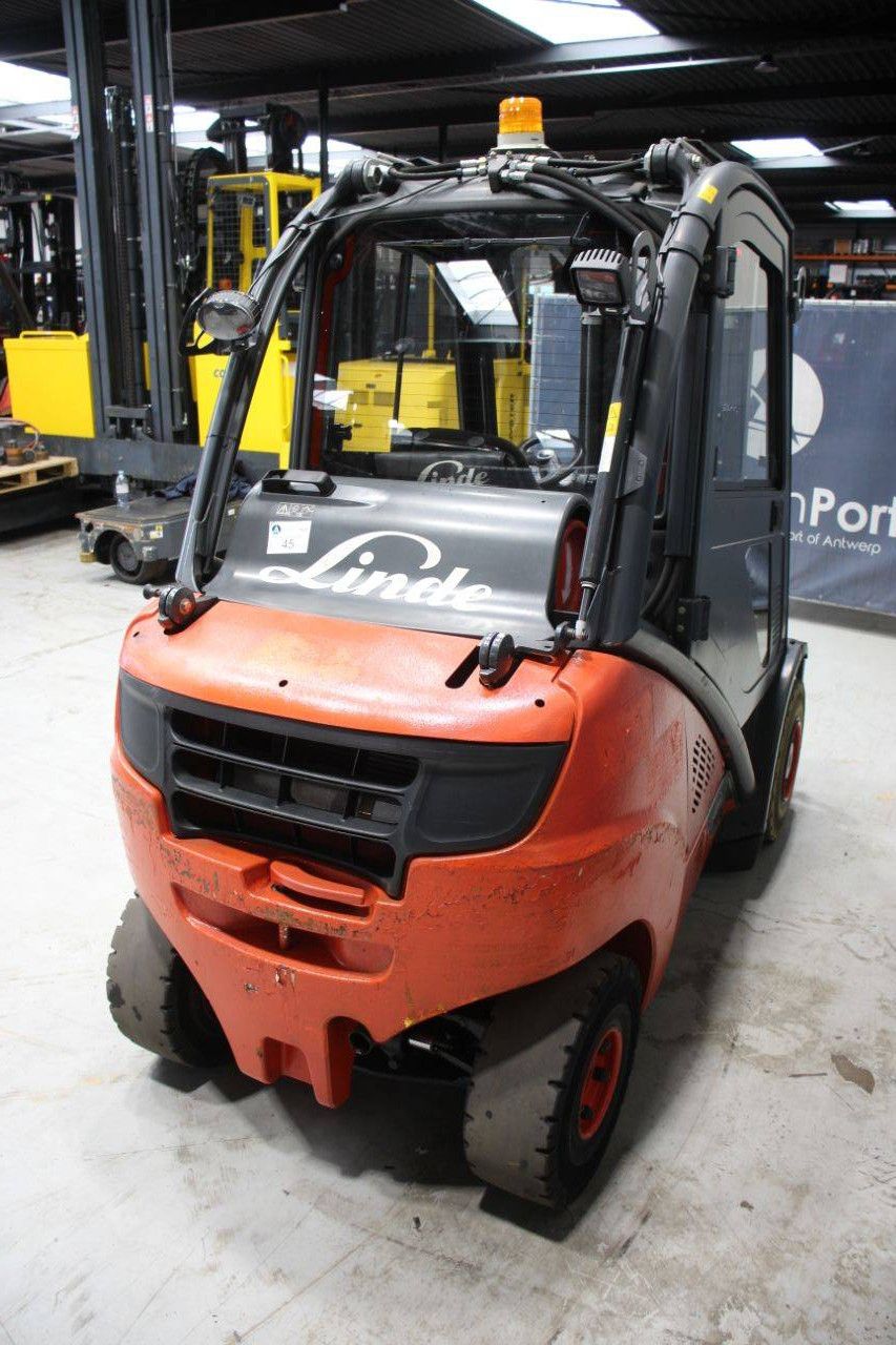 Heftruck Linde H30t-02 LPG 3000kg 2015