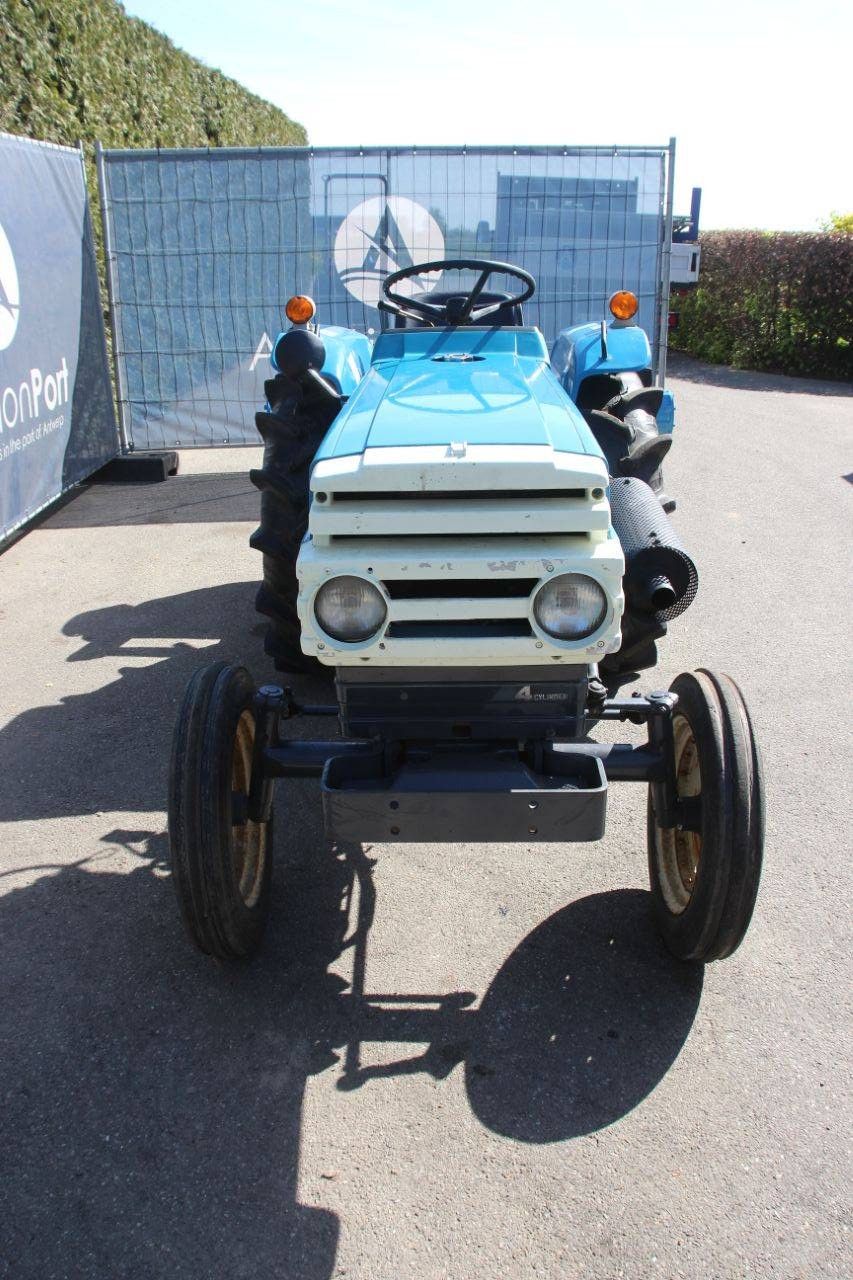 Mitsubishi D2050 Diesel-Minitraktor, 20 PS, mit Grubber