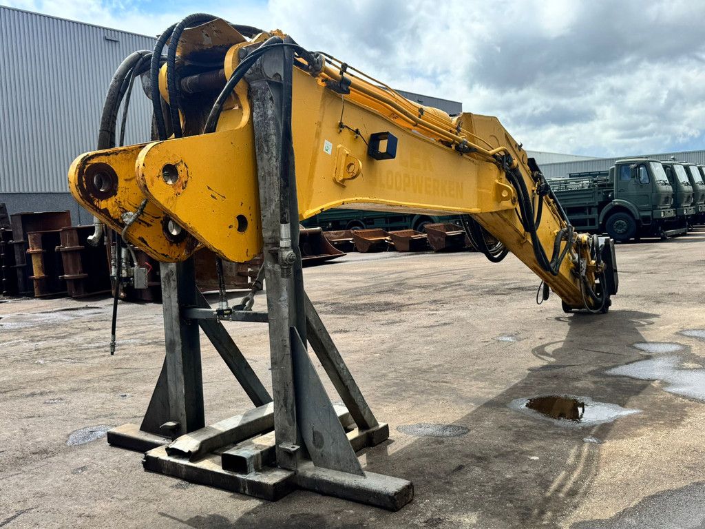 Komatsu PC490HRD-11