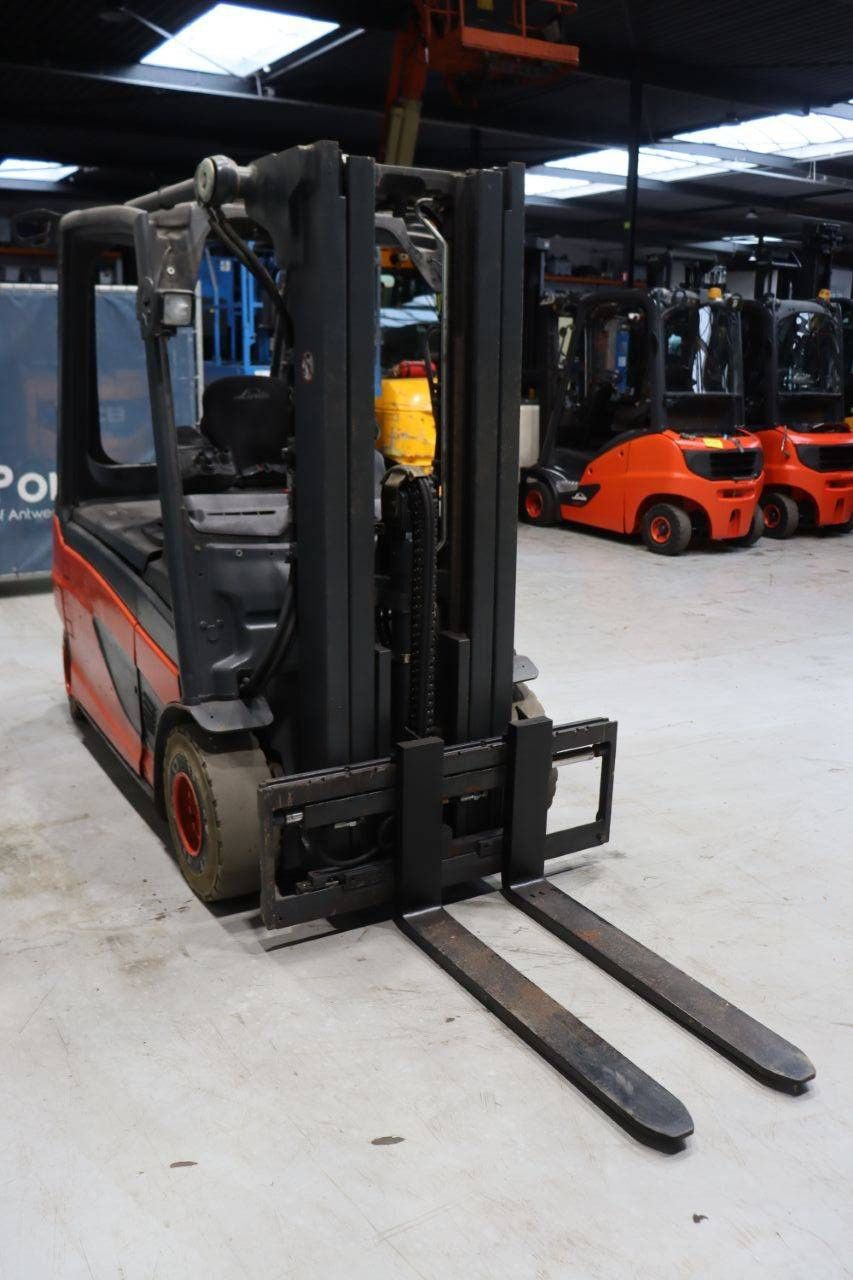 Linde E25L-01 Electric Forklift 2500kg 4.35m 2012