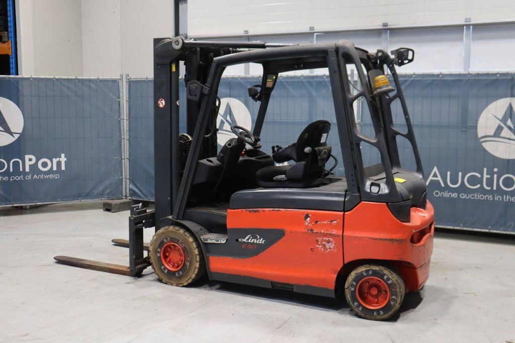 Linde E30L-01 Electric Forklift 3000kg 8.0m 2015