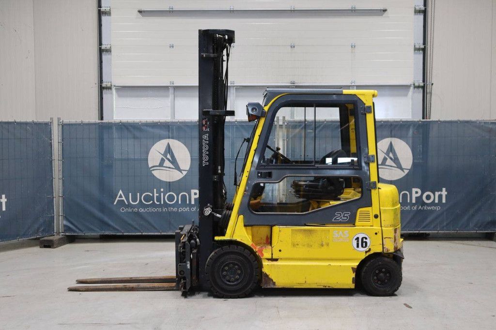 Heftruck Toyota 7FBMF25 Elektrisch 2500kg 6.5m 2011