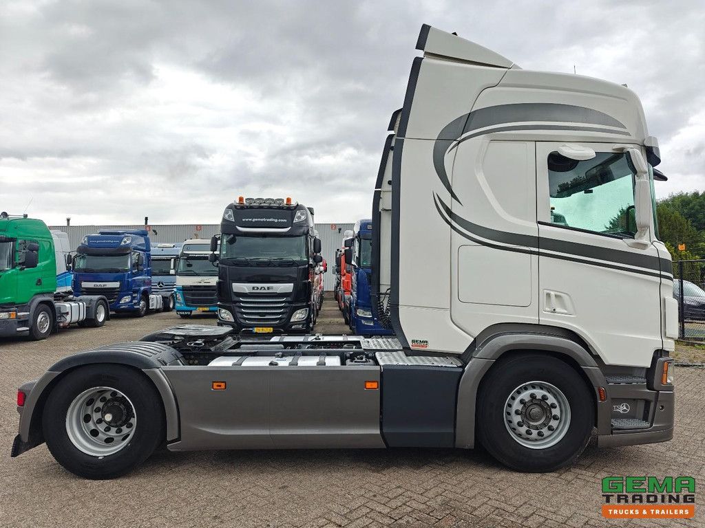 Scania R450 4x2 HighLine Euro6C – Retarder – Seitenschweller – Navigation – SmartTacho V2