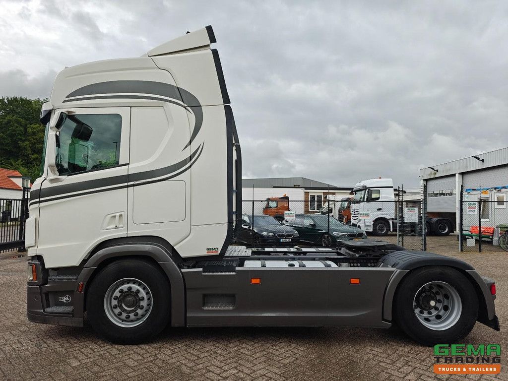 Scania R450 4x2 HighLine Euro6C – Retarder – Seitenschweller – Navigation – SmartTacho V2