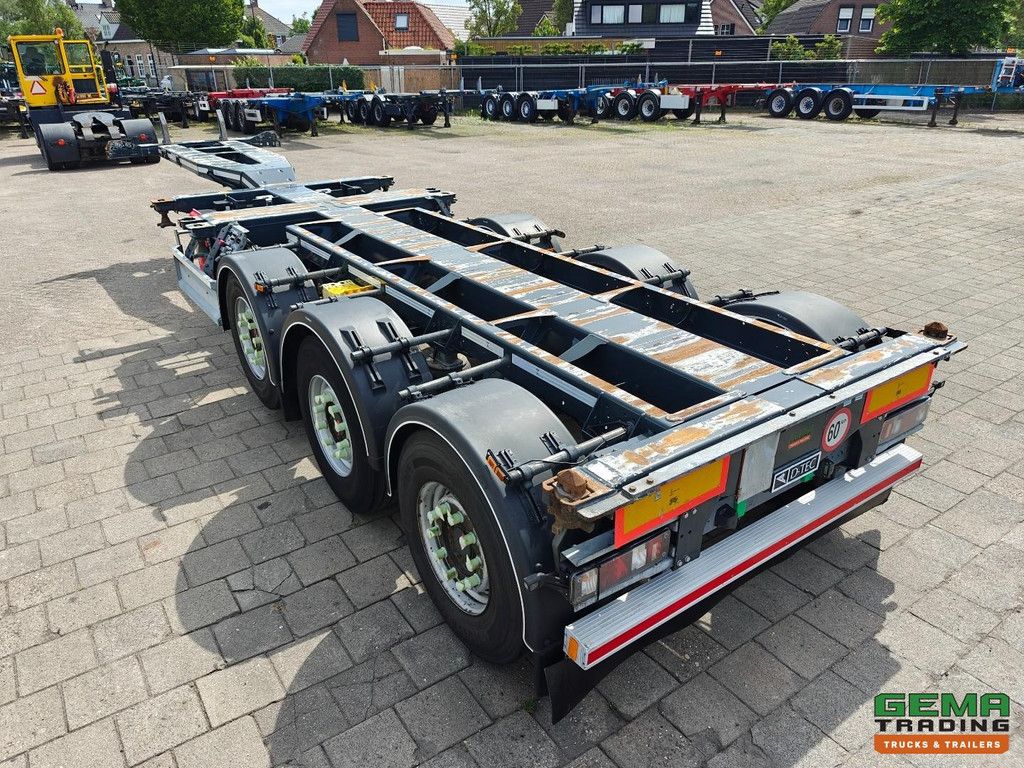 D-Tec FLEXITRAILER VCC-01 MULTI All Types of Containers - SAF Axles Disc Brake - ADR