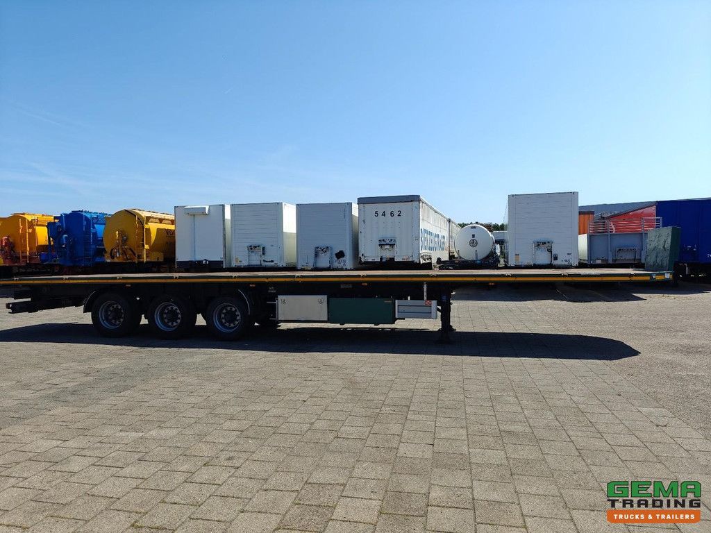 Contar B 1727 LD 13.6m Open Loading Platform - Stakes / Eyes / TwistLocks - 2x Lift Axles - Hardwood Floor - 3-Axle BPW Drum Brake