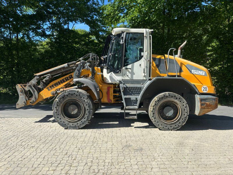 Liebherr L 526