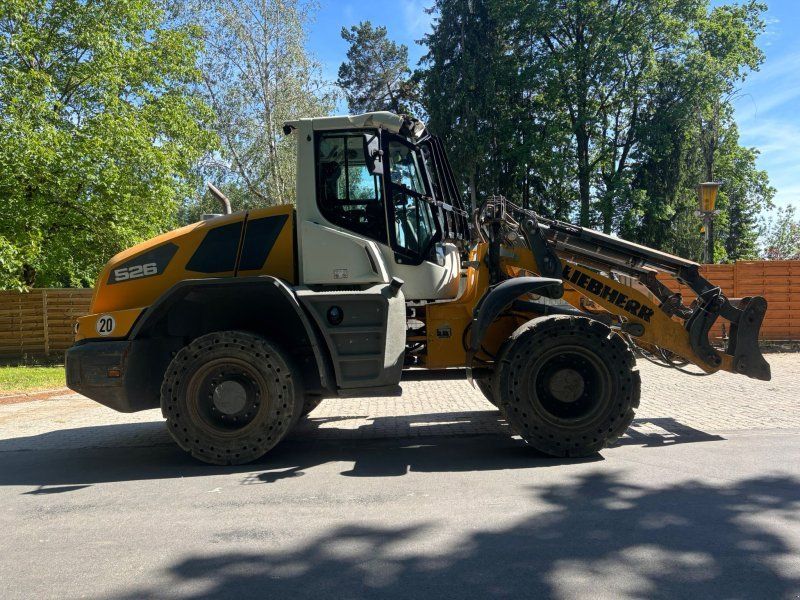 Liebherr L 526