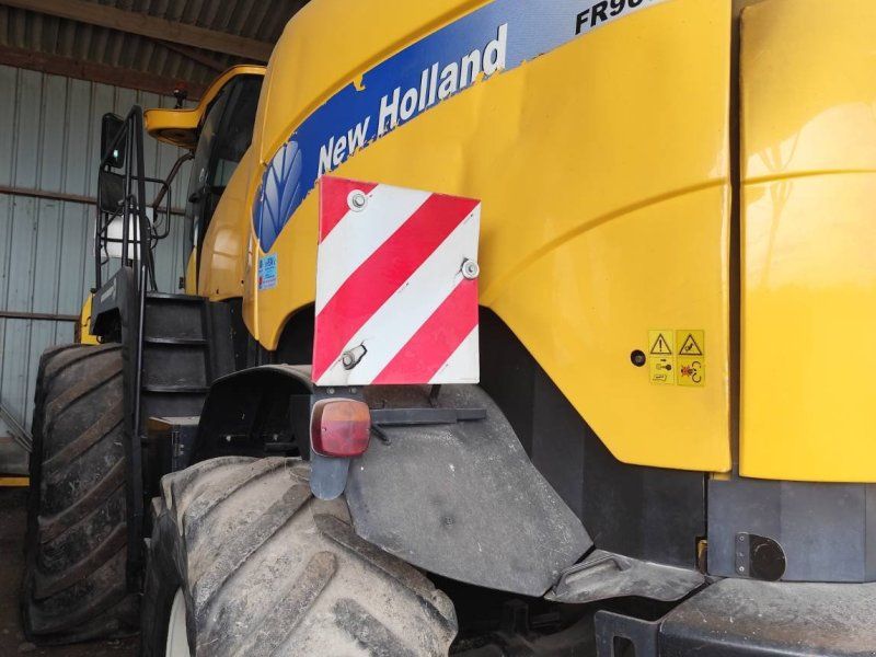 New Holland FR9080