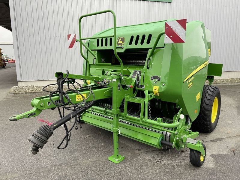 John Deere F 441 M