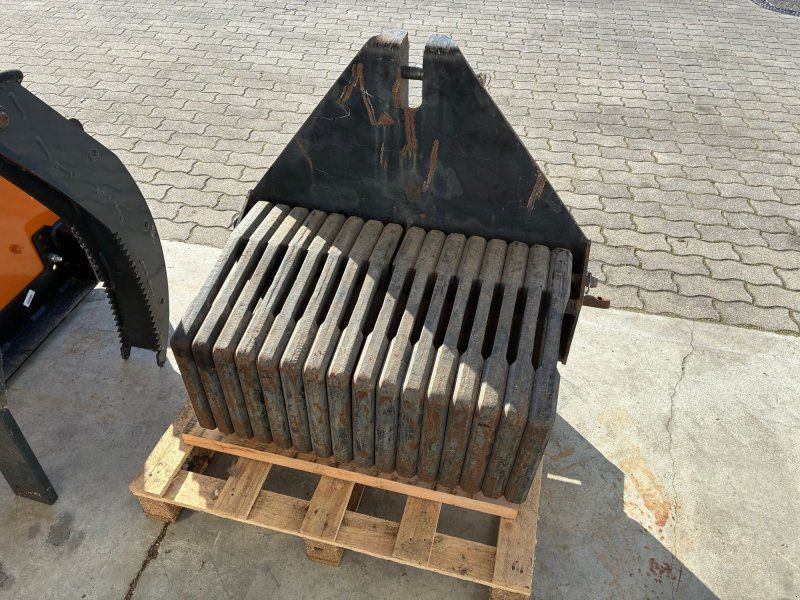 JCB Gewichte 40 kg x 16
