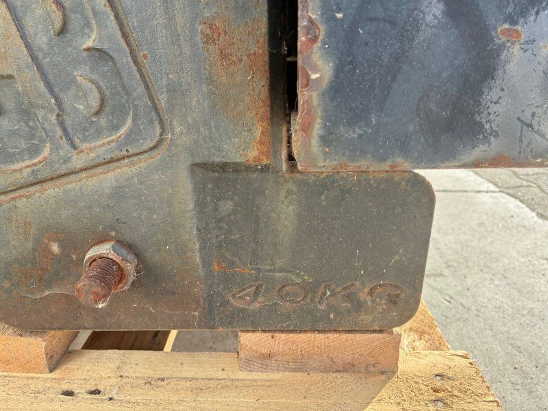 JCB Gewichte 40 kg x 16