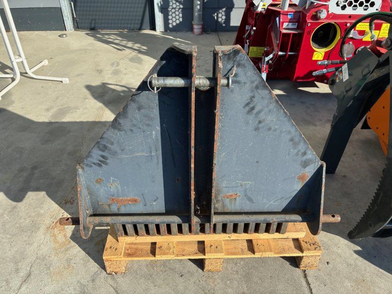 JCB Gewichte 40 kg x 16