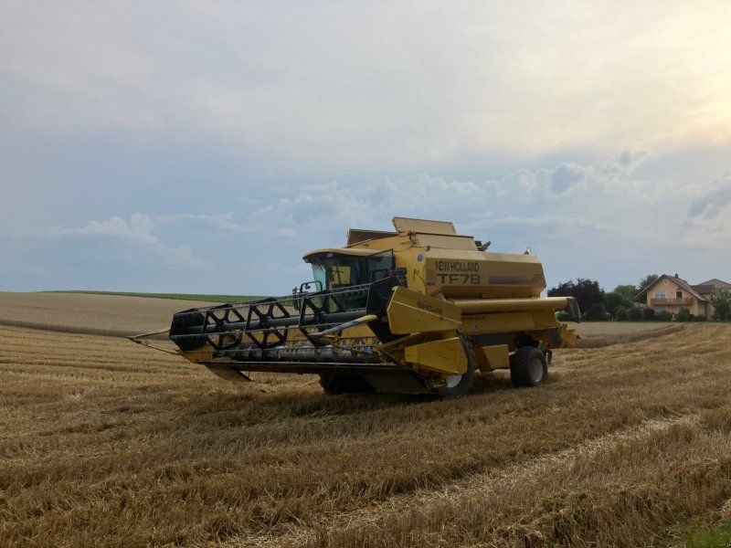 New Holland TF 78