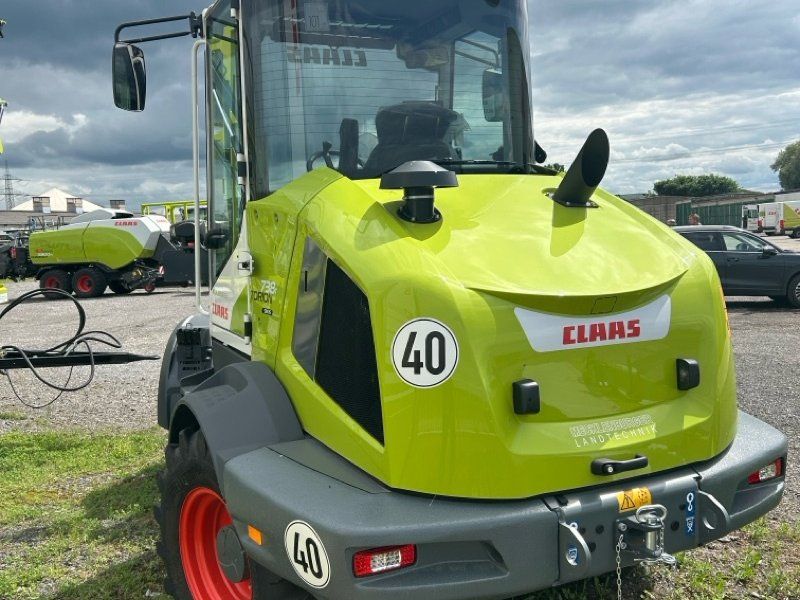 Claas Torion 738 T