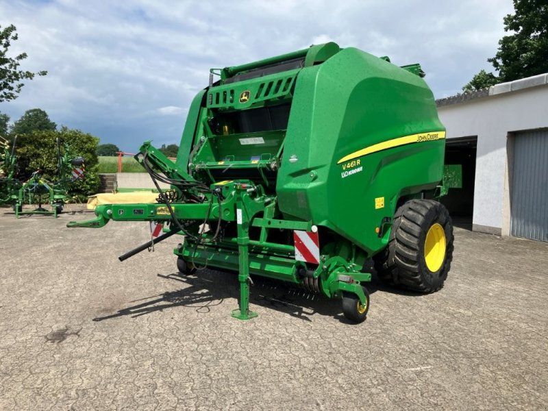 John Deere V461R