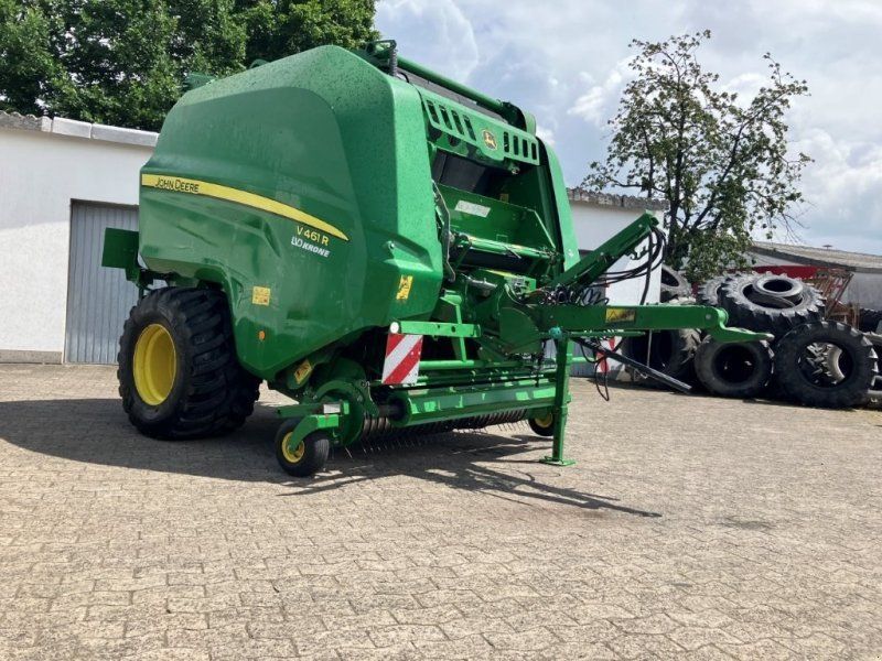 John Deere V461R