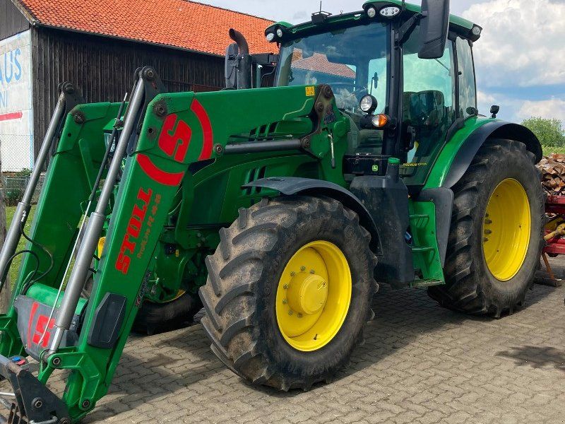 John Deere 6135R
