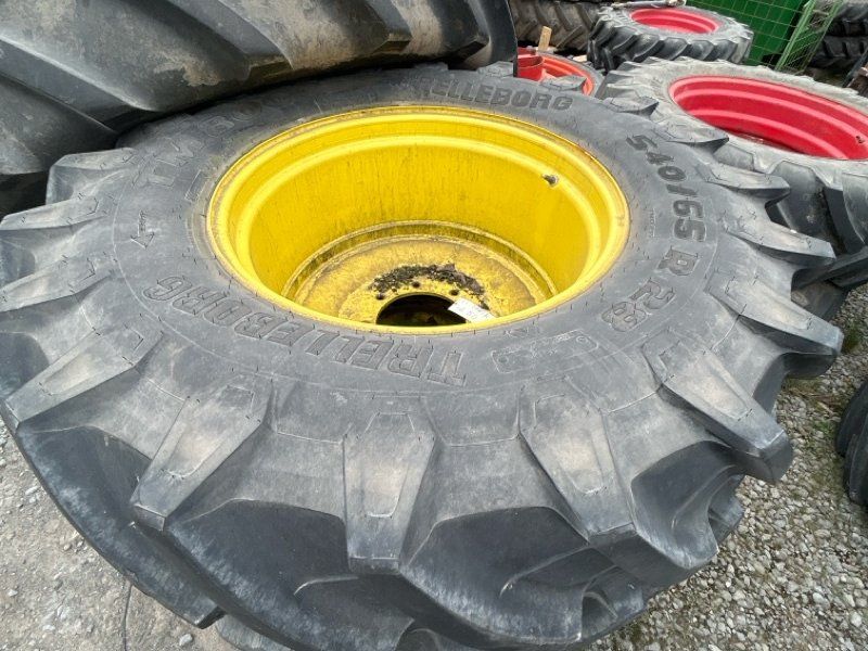 Trelleborg 540/65R28 TM 800