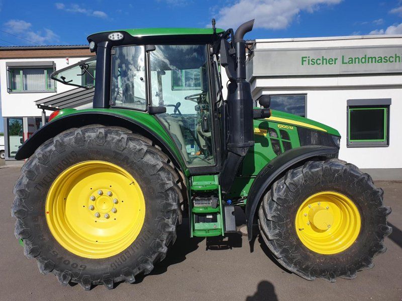 John Deere 6100M AQ+