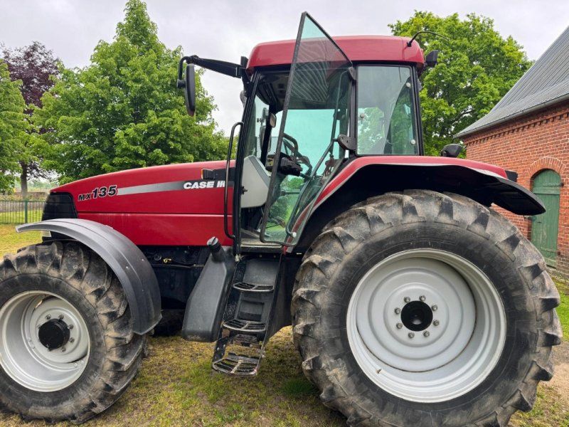 Case MX 135
