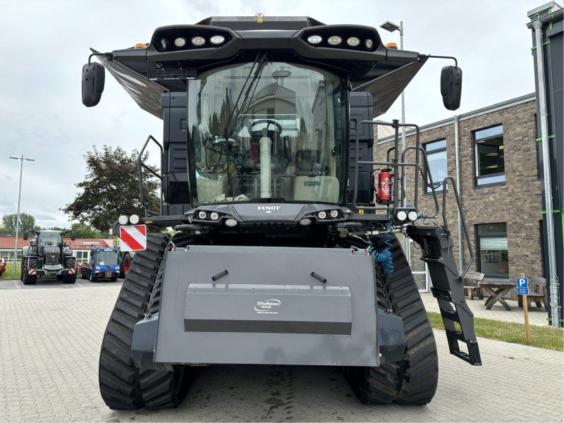Fendt IDEAL 9T + MacDon FD140