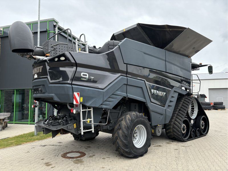 Fendt IDEAL 9T + MacDon FD140