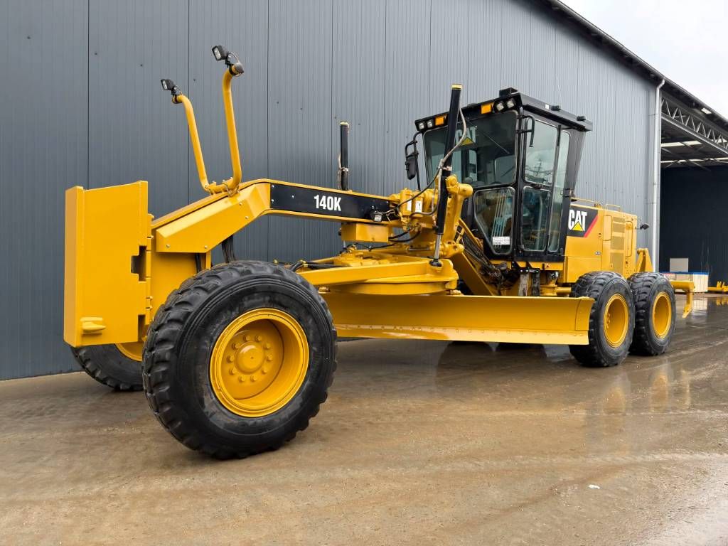 CAT 140K