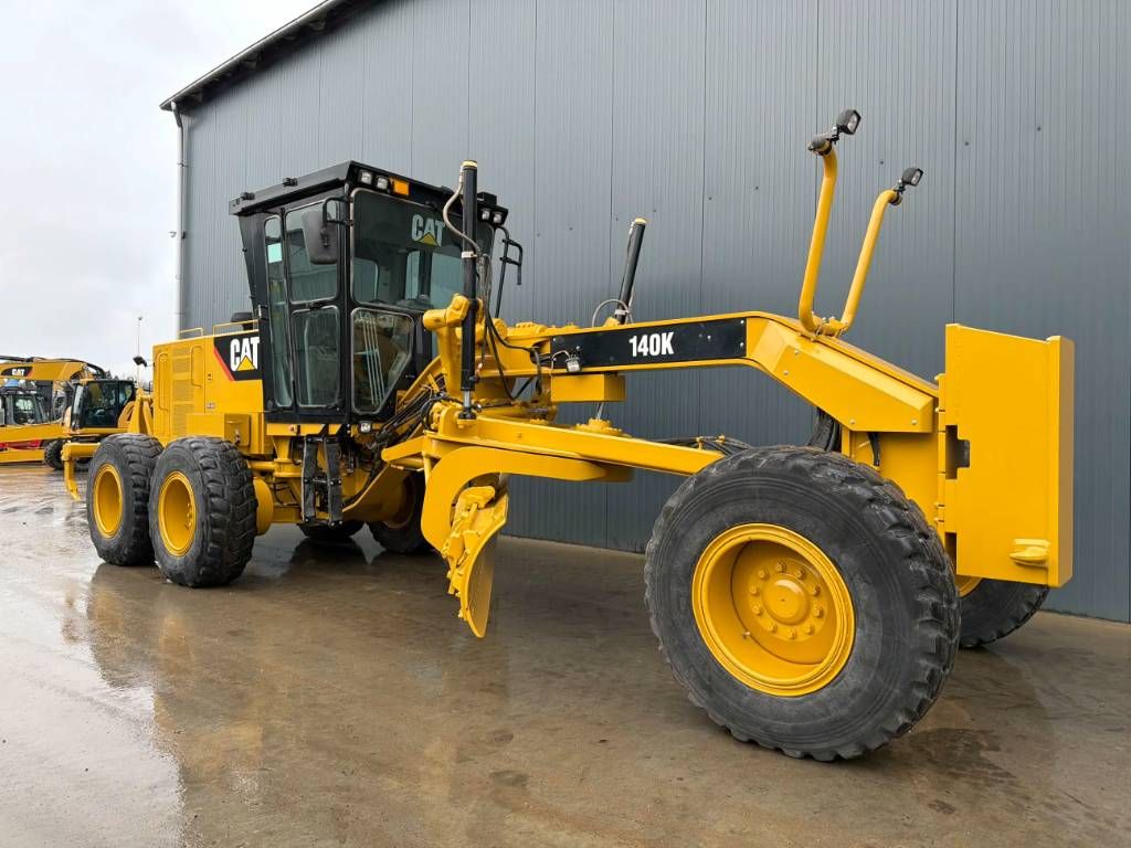 CAT 140K