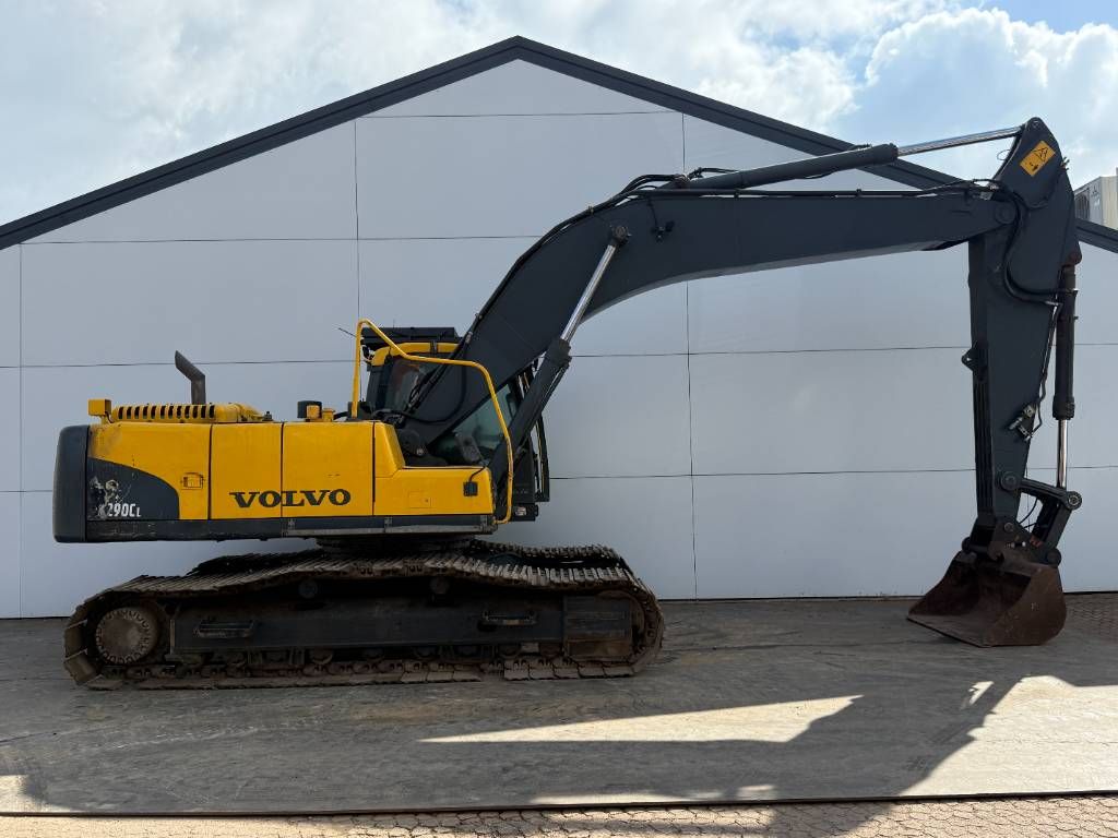 Volvo EC290EL - Quick Coupler / Hammer Lines / Auto Lube