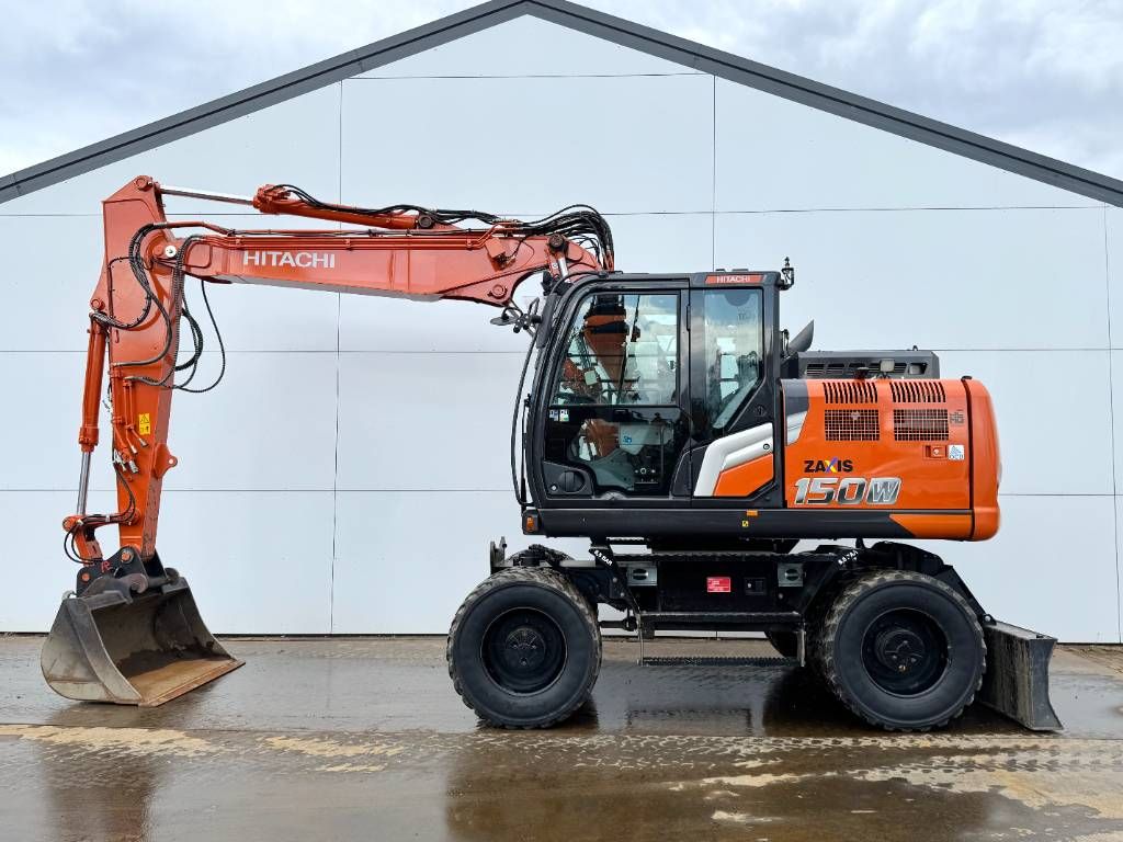 Hitachi ZX150W-7 - Blade / Triple Boom / Auto Greasing