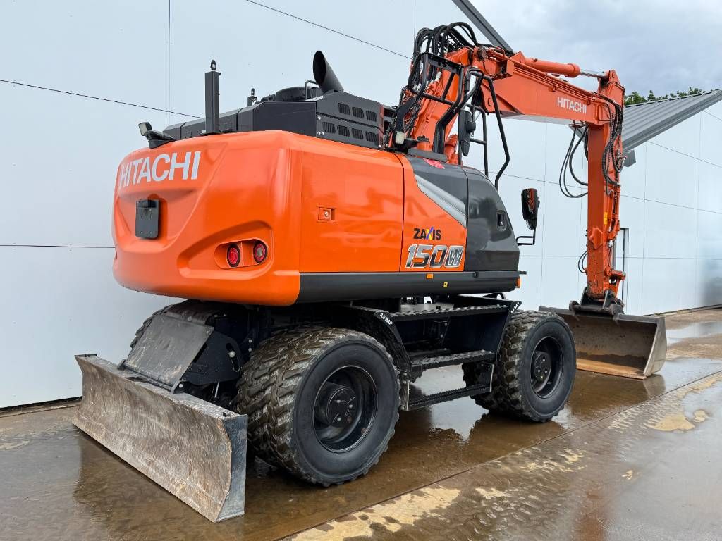 Hitachi ZX150W-7 - Blade / Triple Boom / Auto Greasing