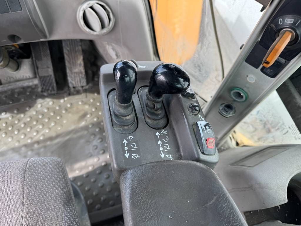 Volvo L180G - German Machine / Weight System