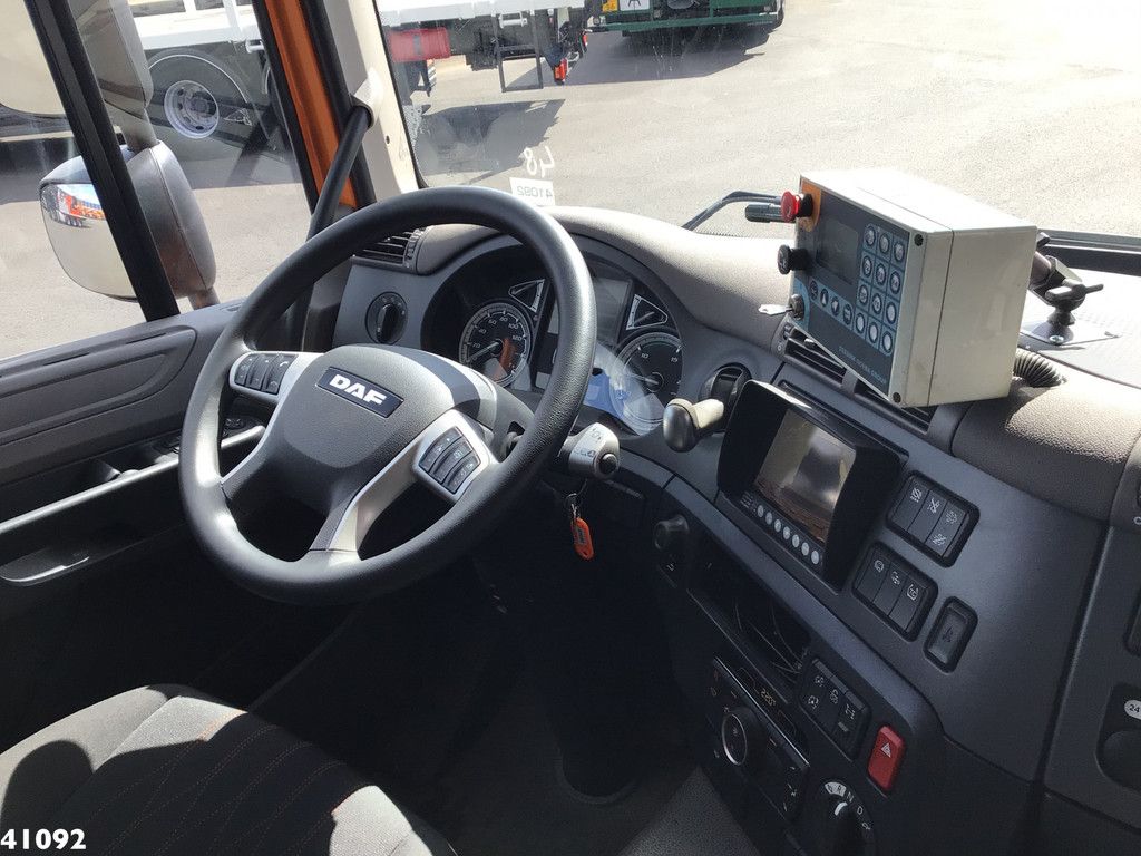 DAF FAN CF 340 Hiab 23 ton/meter laadkraan