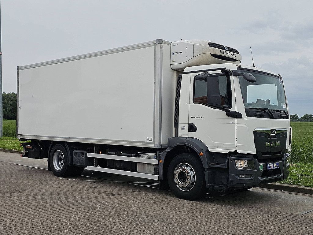 M.A.N. 18.250 TGM