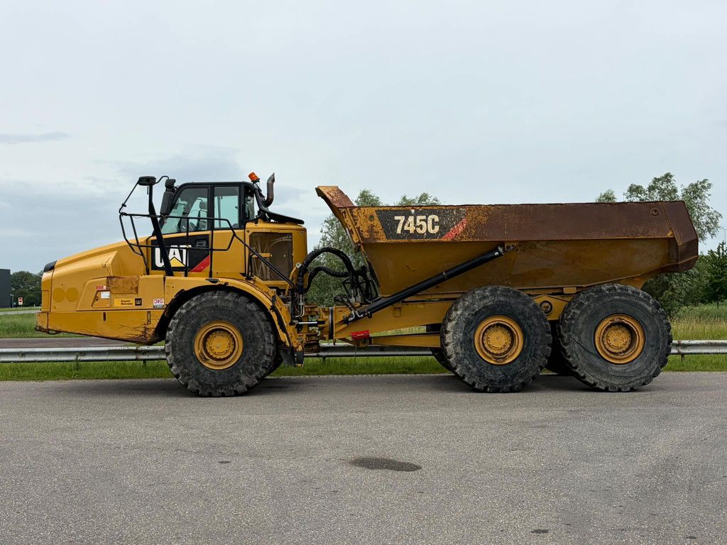 Caterpillar 745C