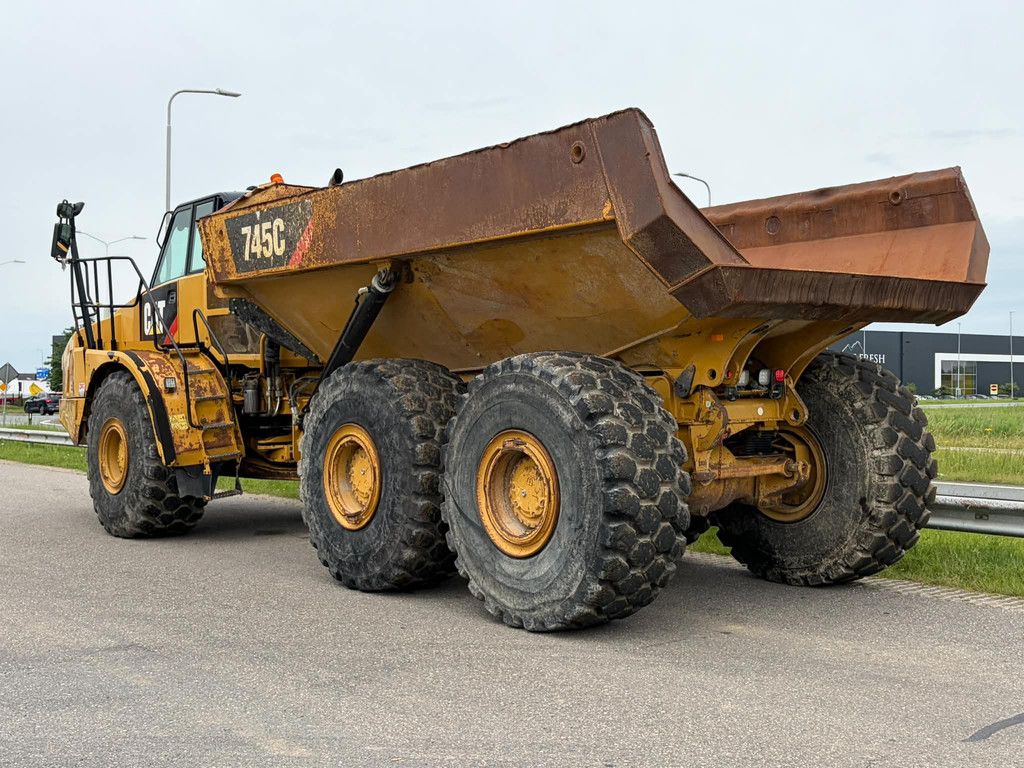 Caterpillar 745C