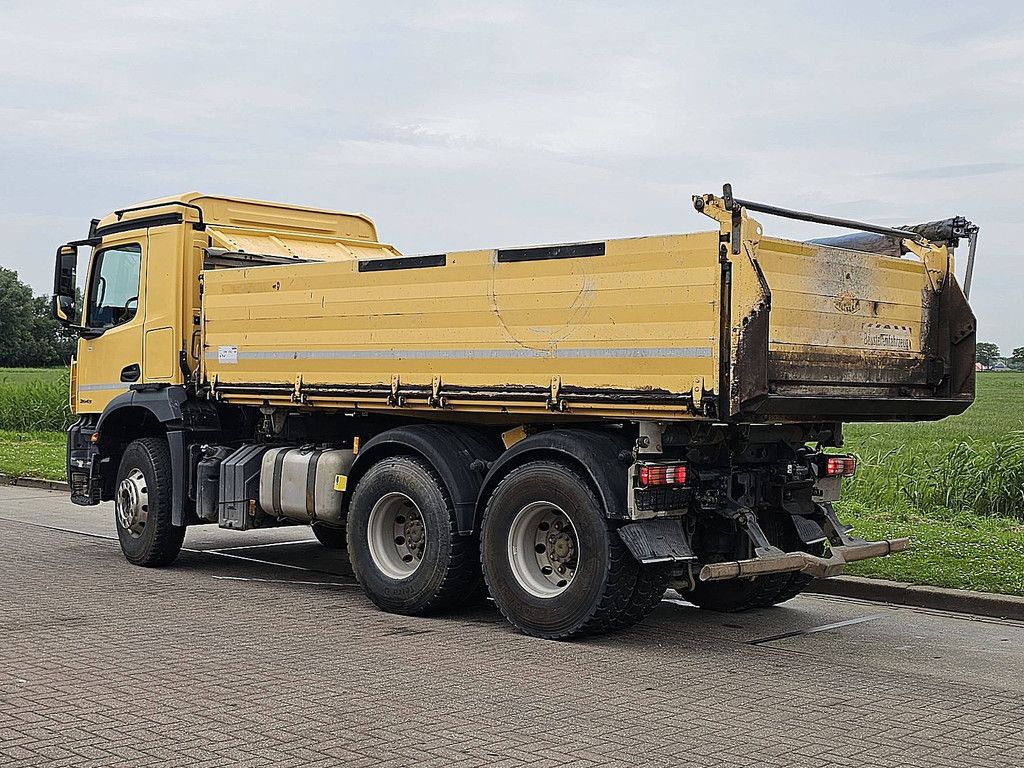 MERCEDES-BENZ AROCS 2643