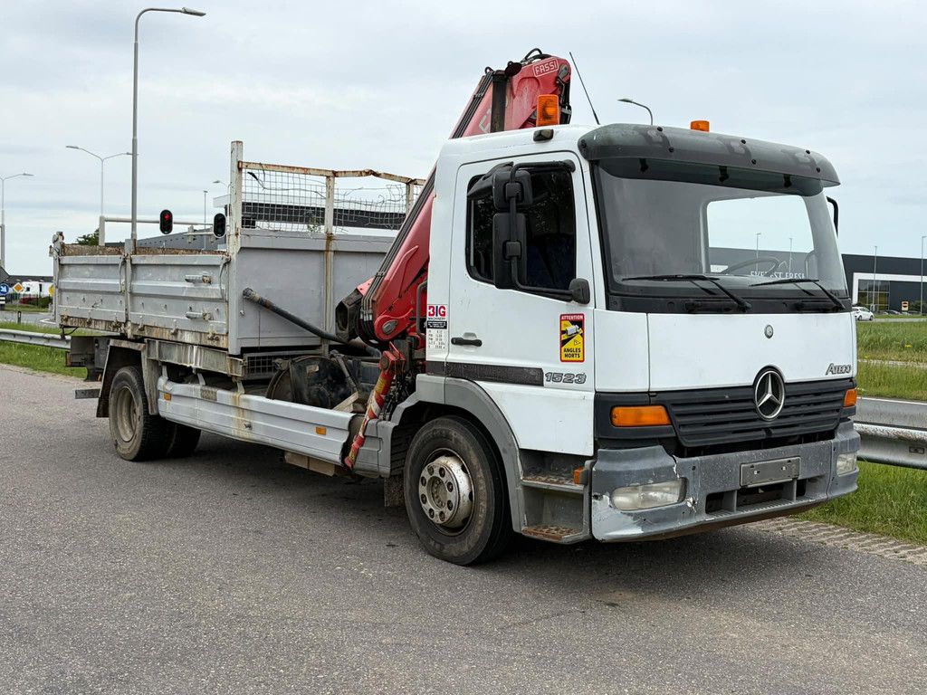 MercedesBenz 1523