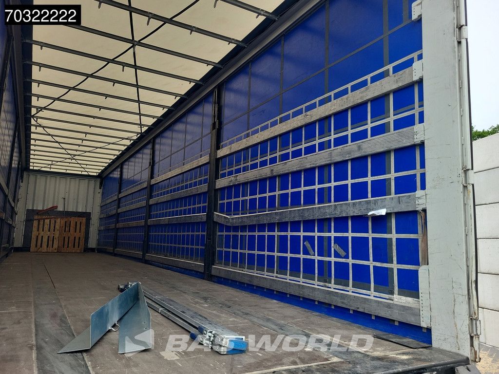 Krone SD Lift Axle Palletkist Anti Vandalism Sliding Roof