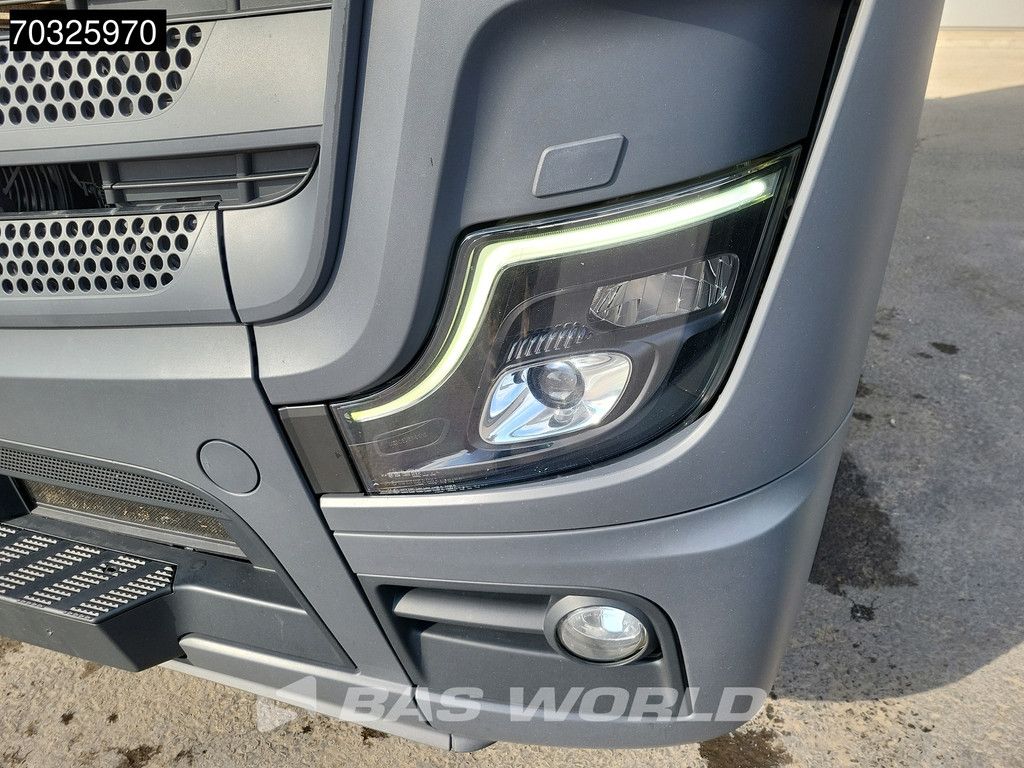 Mercedes Actros 1845 4X2 BigSpace Retarder 2xTanks Standklima