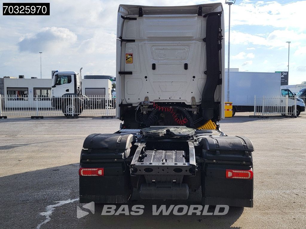 Mercedes Actros 1845 4X2 BigSpace Retarder 2xTanks Standklima
