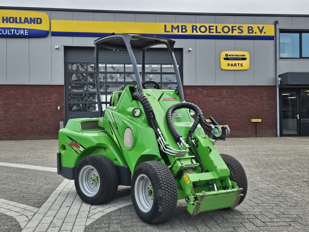 Avant 420 mini-lader