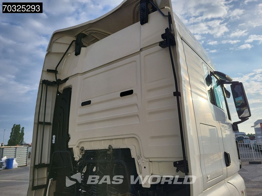 MAN TGX 18.440 4X2 XLX Mega 2xTanks Full-Air