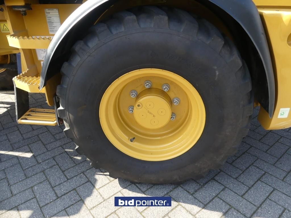 Caterpillar 908 Year 2023 585 Hrs